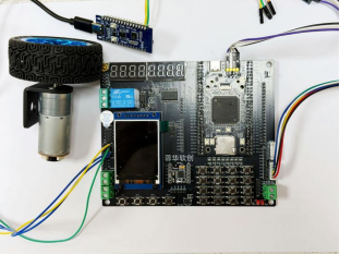 蓉华嵌入式开发板(STM32) 蓉华嵌入式开发板(STM32)